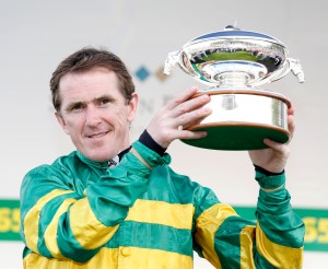 Tony McCoy with the 20th Champion Jockey's Trophy and his last days racing  Sandown 25.4.15 Pic Dan Abraham-racingfotos.com